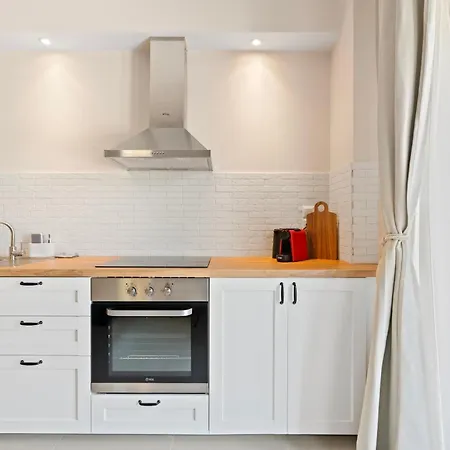 Holiday home Orianthia Stone