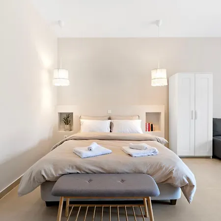 Orianthia Stone Holiday home