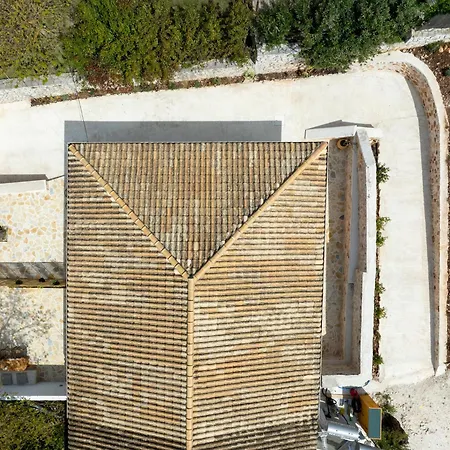 Orianthia Stone Semesterbostad *